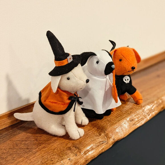 FULL SET of 3 felt Halloween dogs in costumes Target Bullseye Playground 2024 - Picture 3 of 7